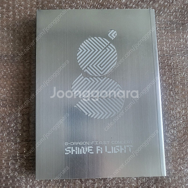 지드래곤 shine a light 콘서트 포토북--1