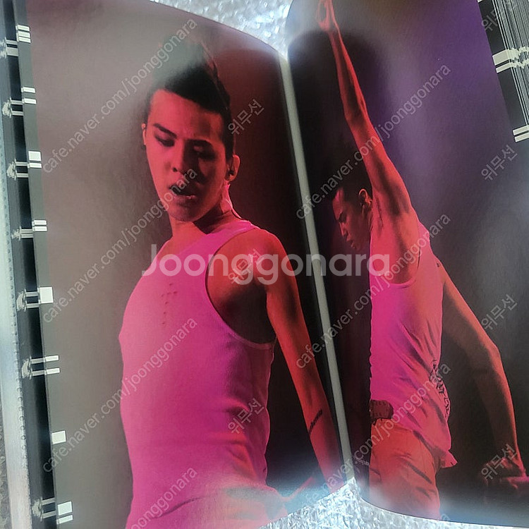 지드래곤 shine a light 콘서트 포토북--4
