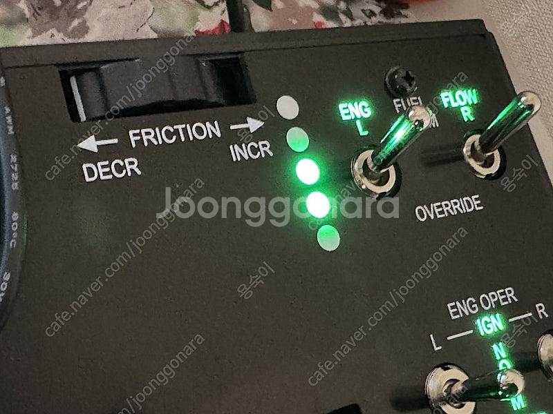 Thrustmaster HOTAS Warthog 조이스...--8
