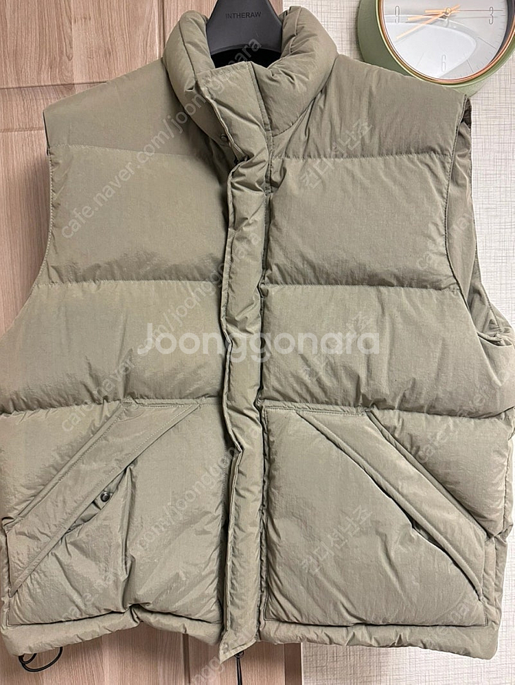 인더로우 패딩베스트 2사이즈(100) 올리브색상--0