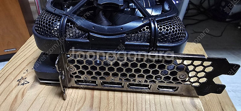 지포스 RTX 3070 이엠텍 COD 에디션--4