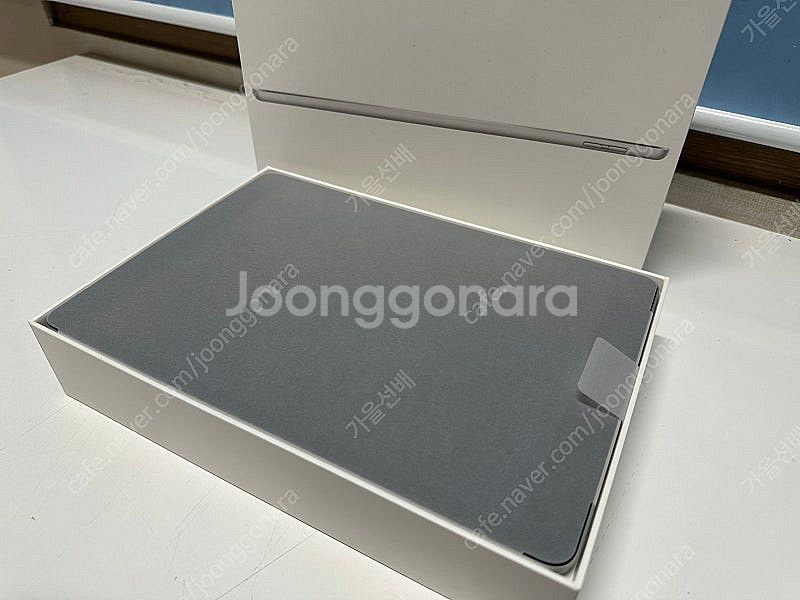구매 일주일된 아이패드 9세대 실버 64GB--0