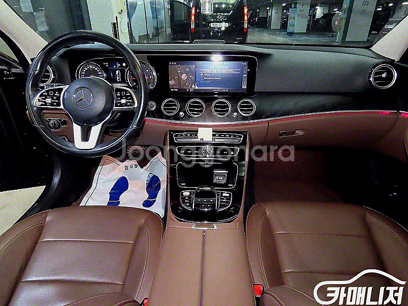 [벤츠]E-클래스 W213 E220d 아방가르드 202...--2