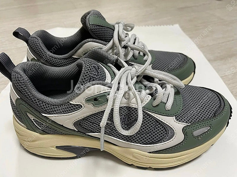 FILA 엑스티보 25년 신상 운동화 230--4