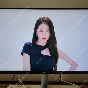 LG 32UN650 32인치 4K 모니터