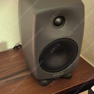 GENELEC 8030C 스피커