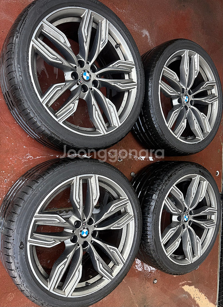 BMW M760Li 순정20인치 휠타이어--0