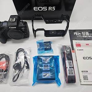 캐논 EOS R5 바디 + 리그포함 판매합니다