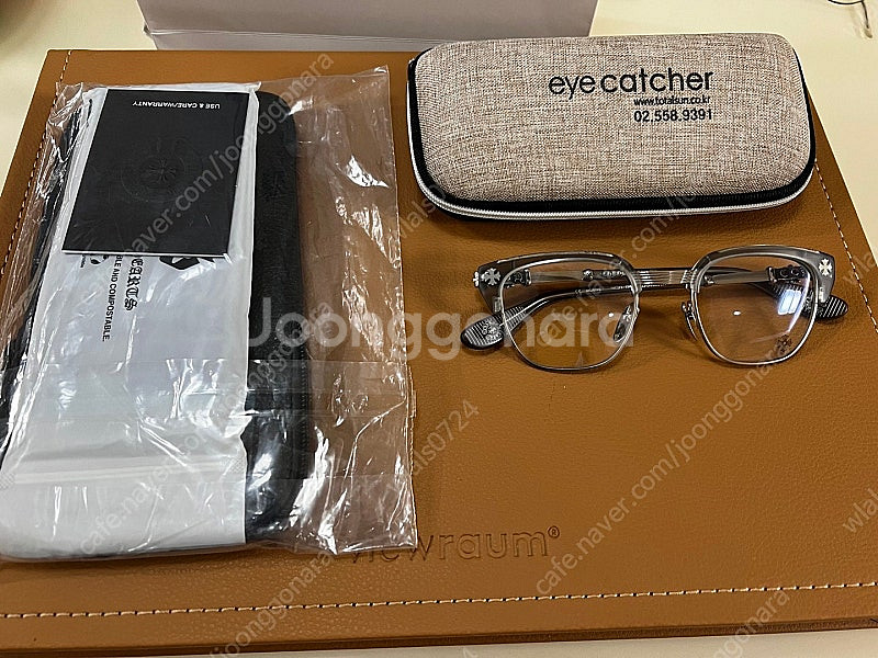 크롬하츠 보넨노이슈어1 MGR/BS 컬러 판매합니다--0