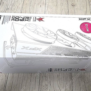 XFX RX 7900GRE 머큐리 화이트