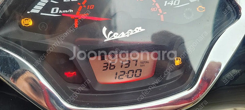 2017년식 베스파 GTS300 SUPER 아크라 구변...--0