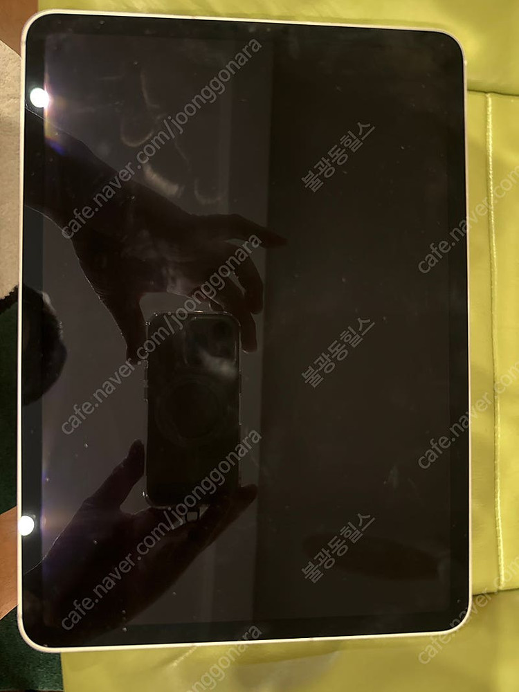 아이패드 프로 (11인치, M1, 512, 셀룰러, 매직키보드 흰색 정품 포함) 판매 합니다. 이미지