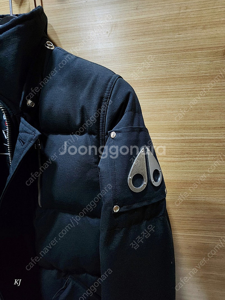 무스너클 쓰리쿼터 패딩 팜--2