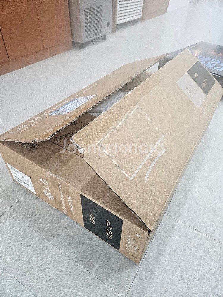 LG 4K UHD 27up550 모니터 판매합니다.--1