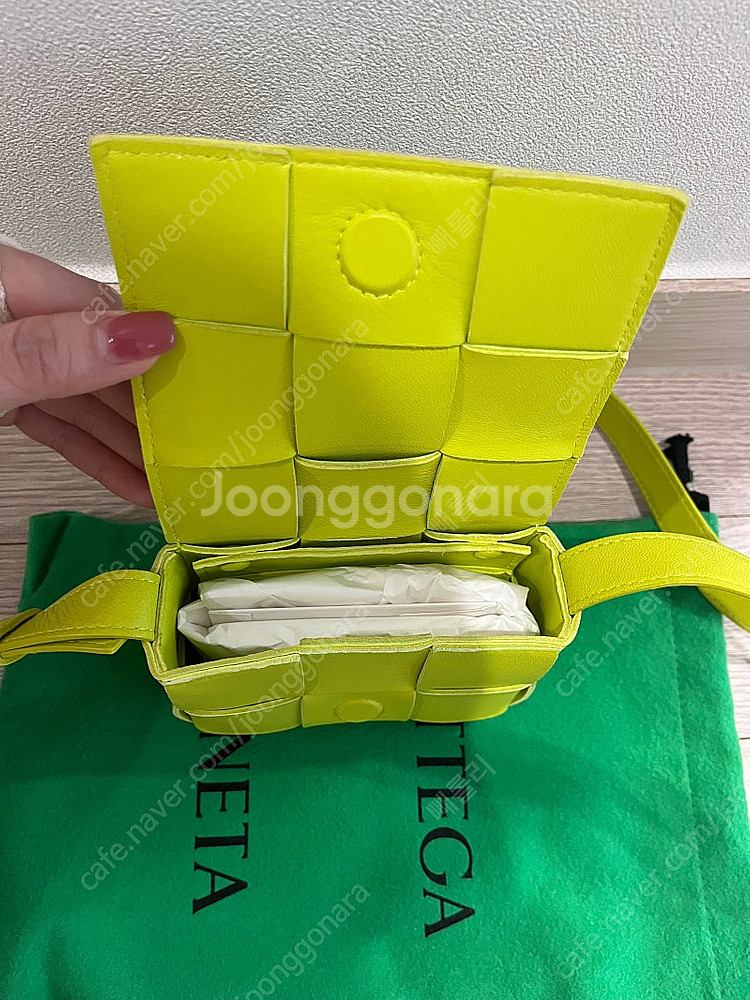 보테가베네타 미니카세트백--4