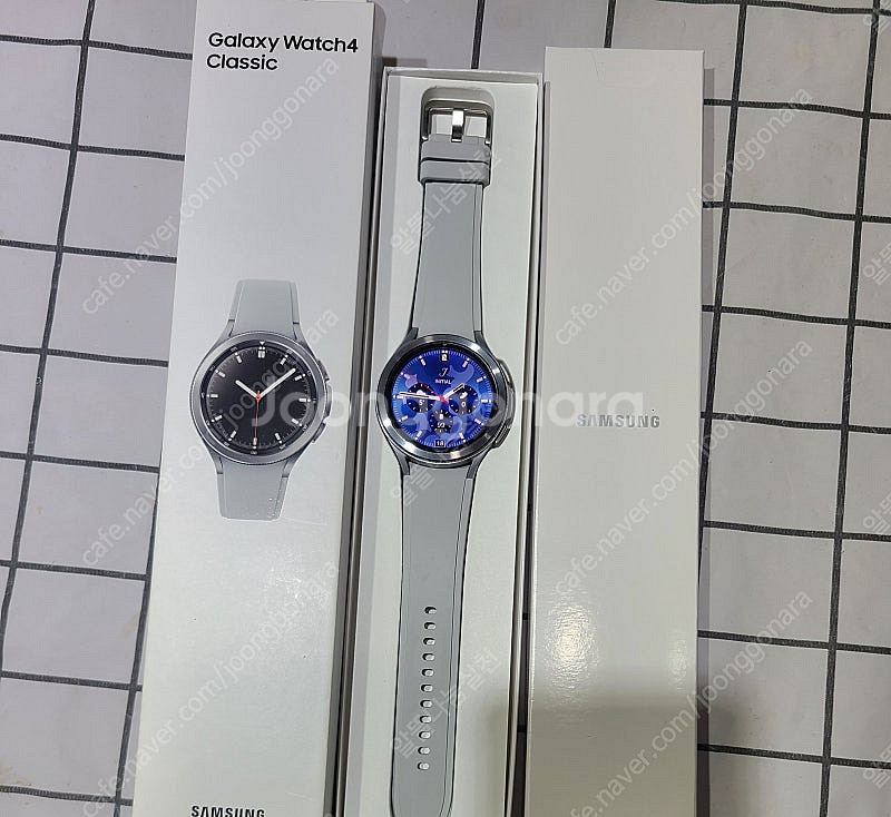 갤럭시워치4 클래식 실버, 46mm, GPS, 풀박스--0