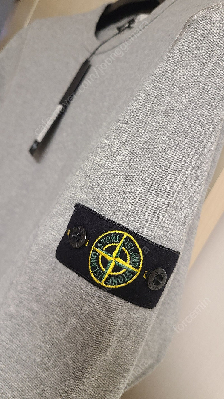 스톤아일랜드 주니어 키즈 맨투맨 그레이 14사이즈 판매--2