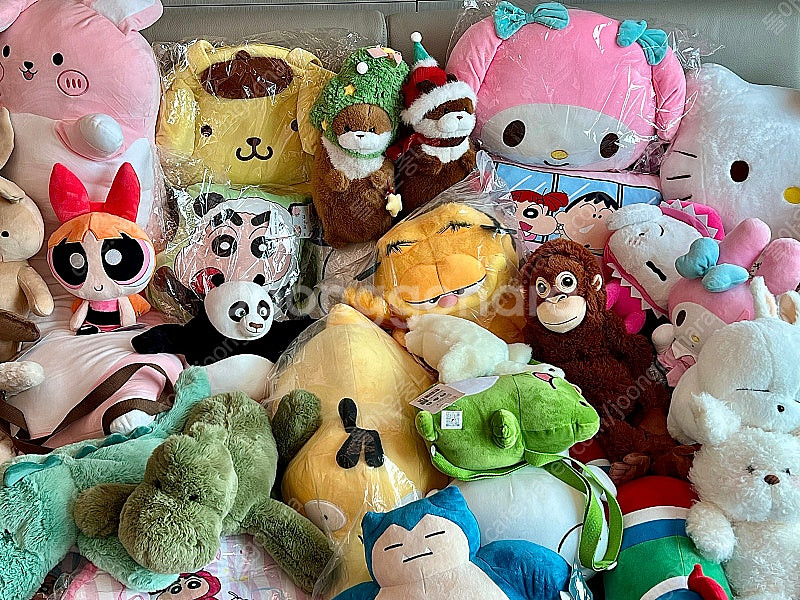 이사준비로 인형 저렴하게 내놓습니다 놓치지마세요--1