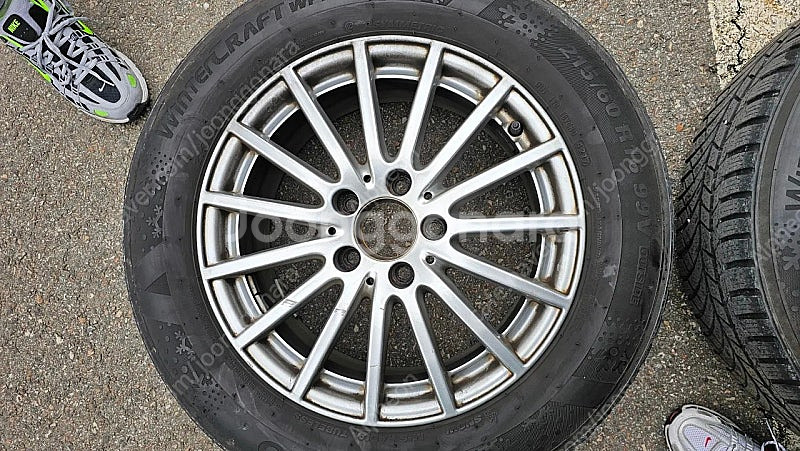 16인치 W205 C클래스 순정휠 팝니다.--2
