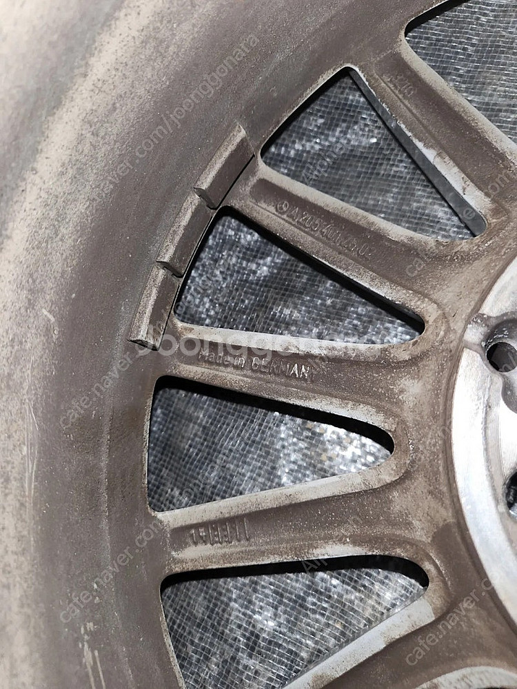 16인치 W205 C클래스 순정휠 팝니다.--6