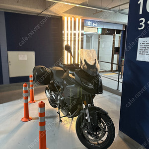 BMW F900XR 트리플블랙