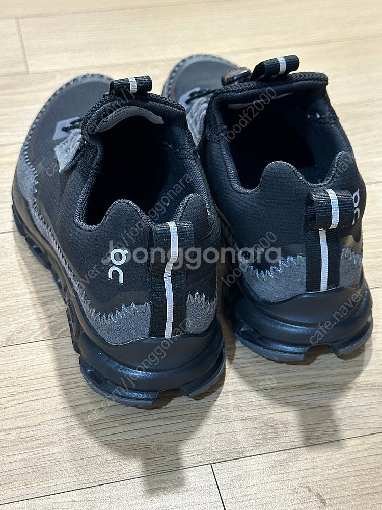 온러닝 클라우드 어웨이 블랙락--2