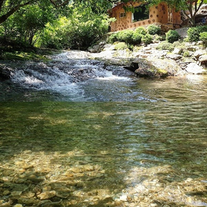 제천 산골흙집 펜션 흙집 돌집 숙박