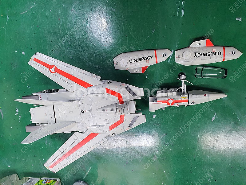 VALKYRIE VF-1J--8
