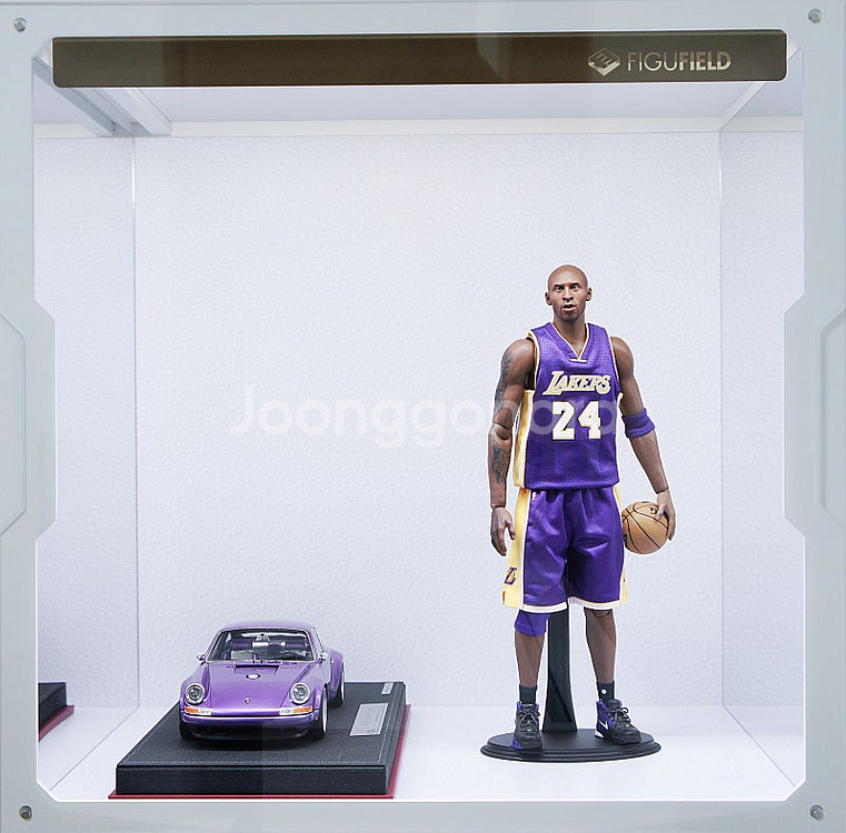 피규필드(FiguField) 장식장 판매합니다.--1
