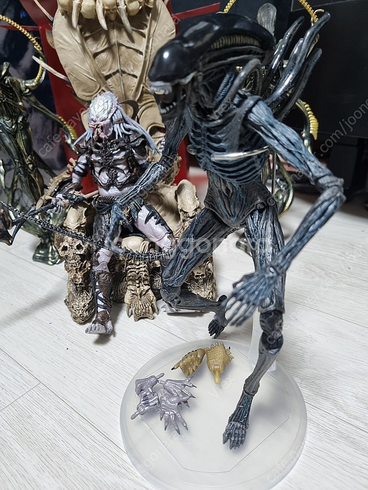 네카 프레데터 프레데터 왕좌, 어쌔신, 에일리언 일괄 ...--3
