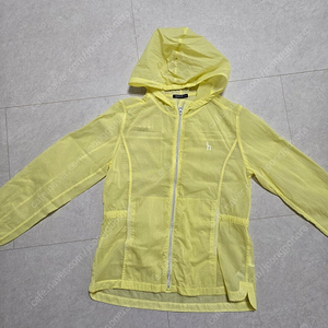 헤지스키즈 여아바람막이155사이즈