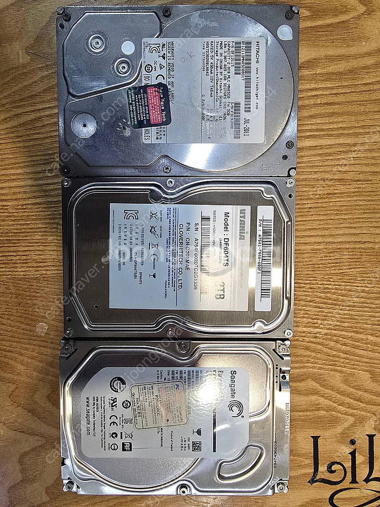 3.5인치 HDD 2TB 외장하드--0
