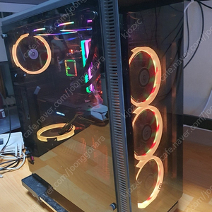 i7-7700K, 1080Ti 본체 팝니다.