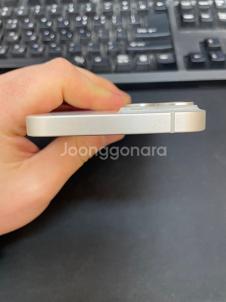 아이폰14 화이트 128GB 상태좋은 중고48만팝니다.--3