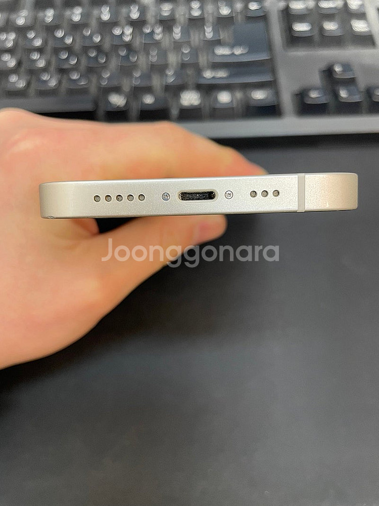 아이폰14 화이트 128GB 상태좋은 중고48만팝니다.--5