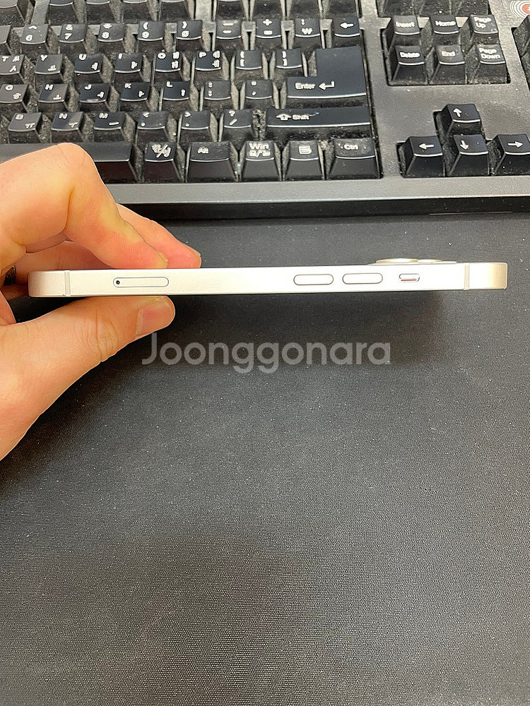 아이폰14 화이트 128GB 상태좋은 중고48만팝니다.--6