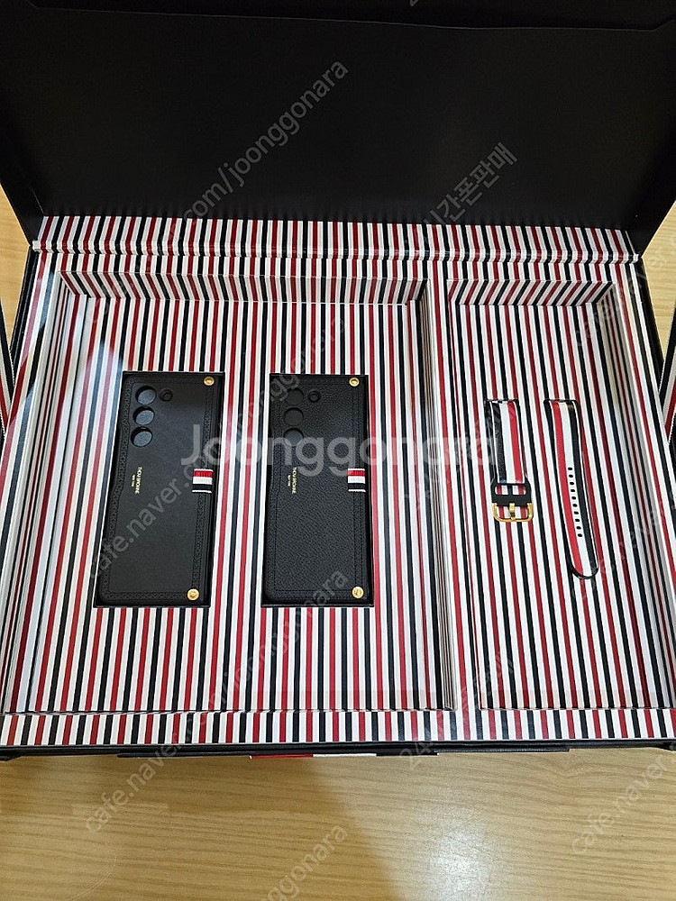 갤럭시Z폴드5톰브라운에디션512gb 국내판풀세트단순개봉...--5