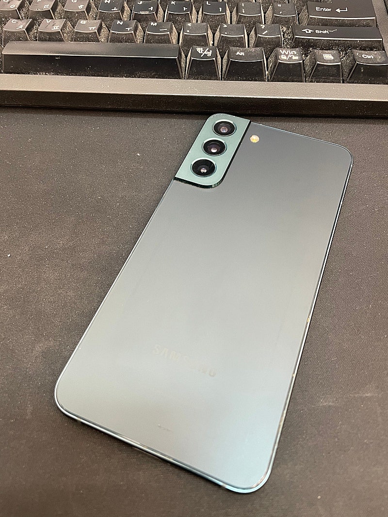 갤럭시S22플러스 그린 256GB 상태좋은 중고30만팝...--0