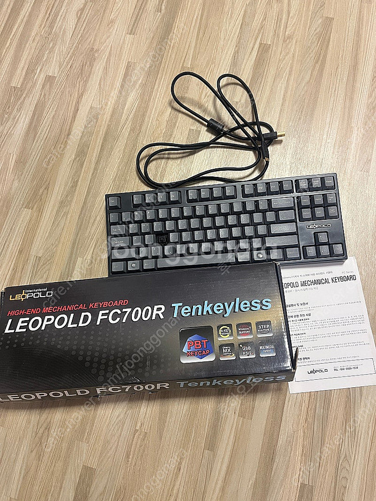 레오폴드 fc700r 체리 흑축 키보드--0