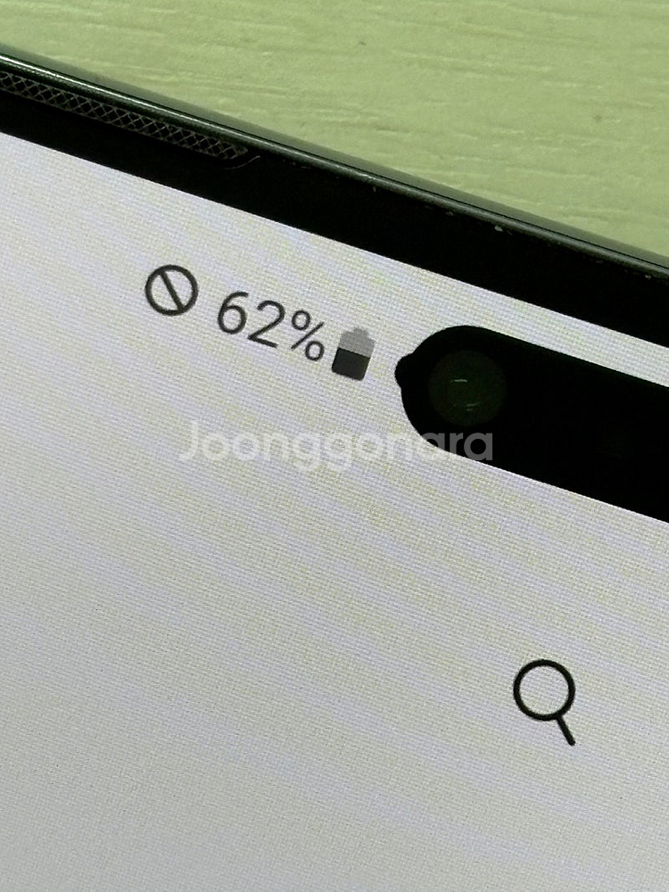 갤럭시 S10 5G 블랙색상 256용량 외관새상품컨디션...--4