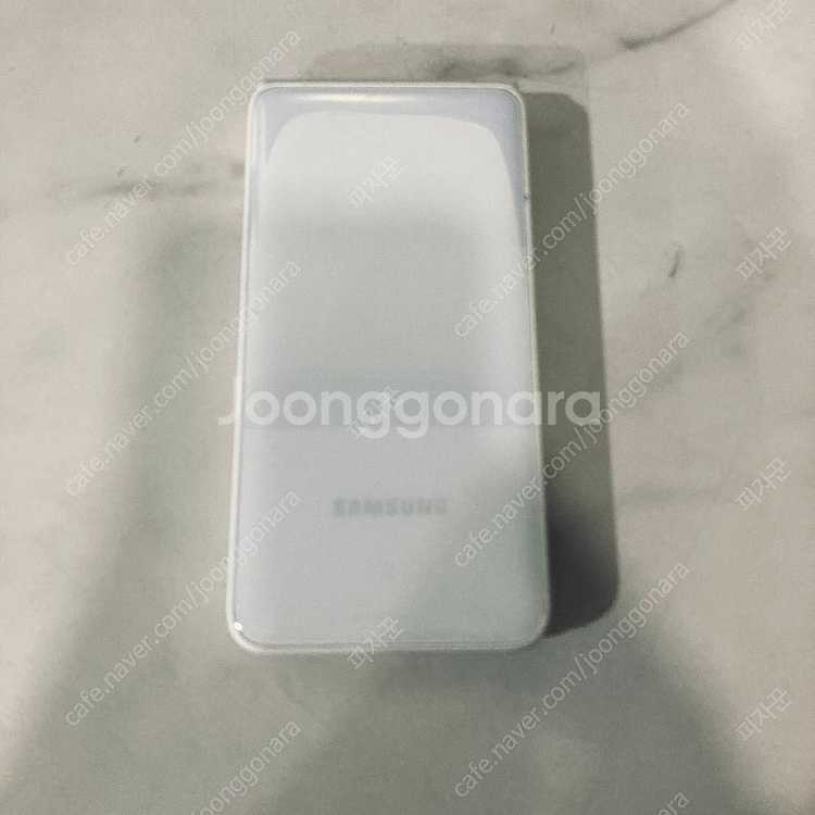 갤럭시 폴더2 화이트 32기가 액정깨끗! 5만원 판매합...--1
