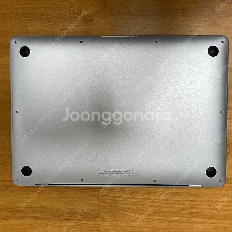 맥북에어m1 실버 8GB/256GB 팝니다.--1