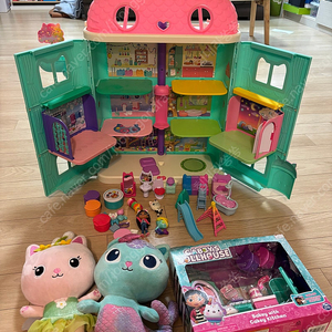 개비하우스,인형