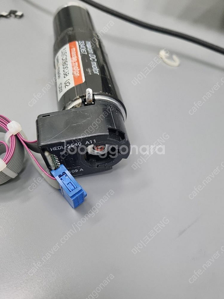Maxon DC Motor 판매 합니다. 334067--6