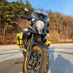 스즈키 V-strom 650 오토바이