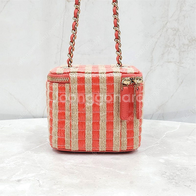 [럭스유] 샤넬 CC로고 스몰 베니티 라피아 체인백--2