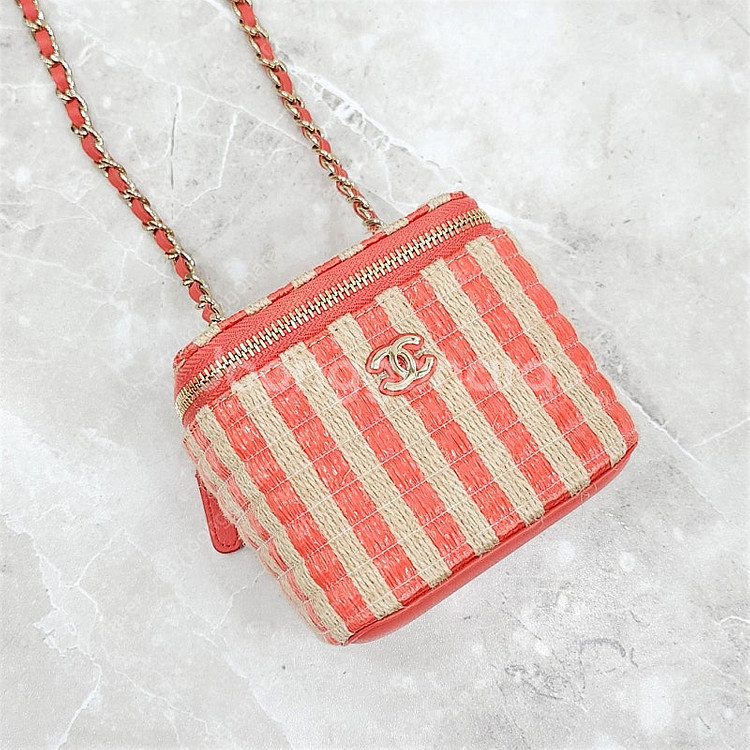 [럭스유] 샤넬 CC로고 스몰 베니티 라피아 체인백--3