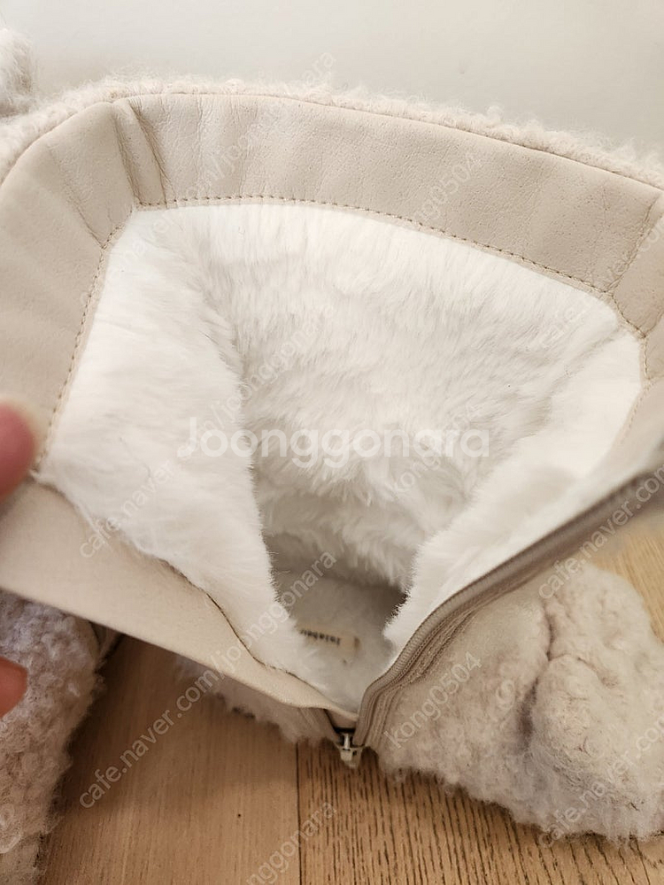 룰라비 아이보리 세르파부츠 190사이즈--7