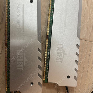 삼성 ddr4 2666mhz 16gb 두장 + rgb 방열판