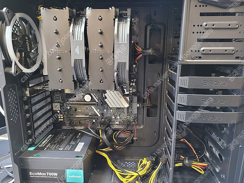 중고 사무실 컴퓨터 1대 본체 판매 합니다. AMD Ryzen7 3800X i7-4790--1